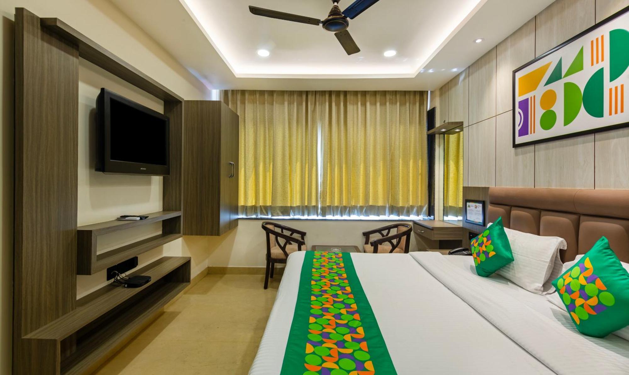 Treebo Bombay Palace จัณฑีครห์ ภายนอก รูปภาพ